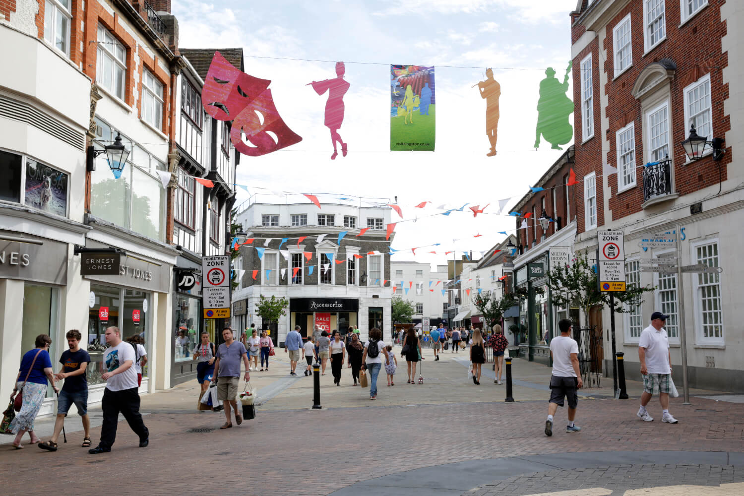 Let&#039;s talk - Kingston high street
