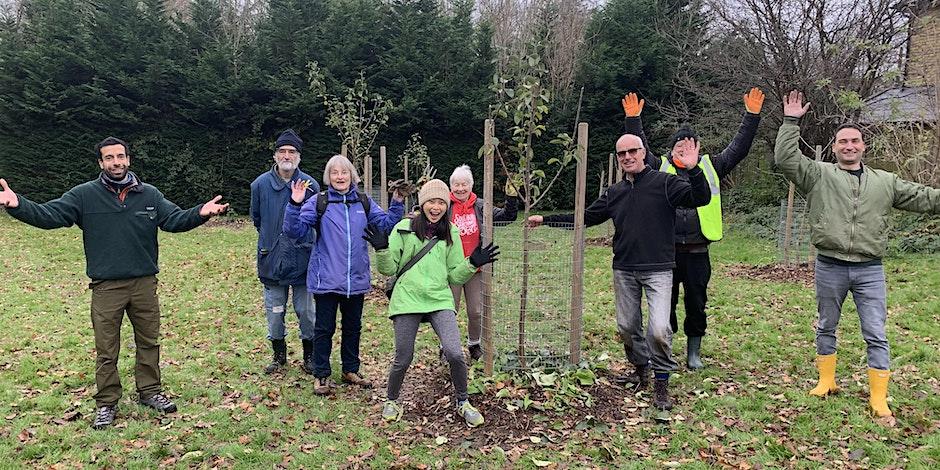 Fishponds Park Orchard pruning session