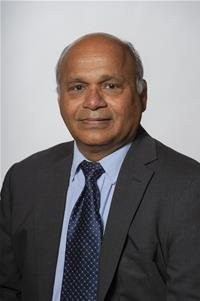 An image of Cllr Thay Thayalan